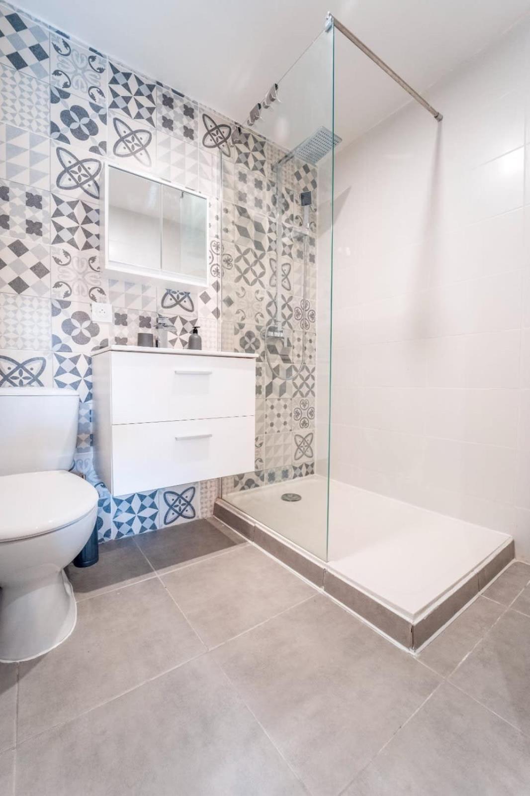 Atlas - Uno Apartment Saint-Thibery Ngoại thất bức ảnh