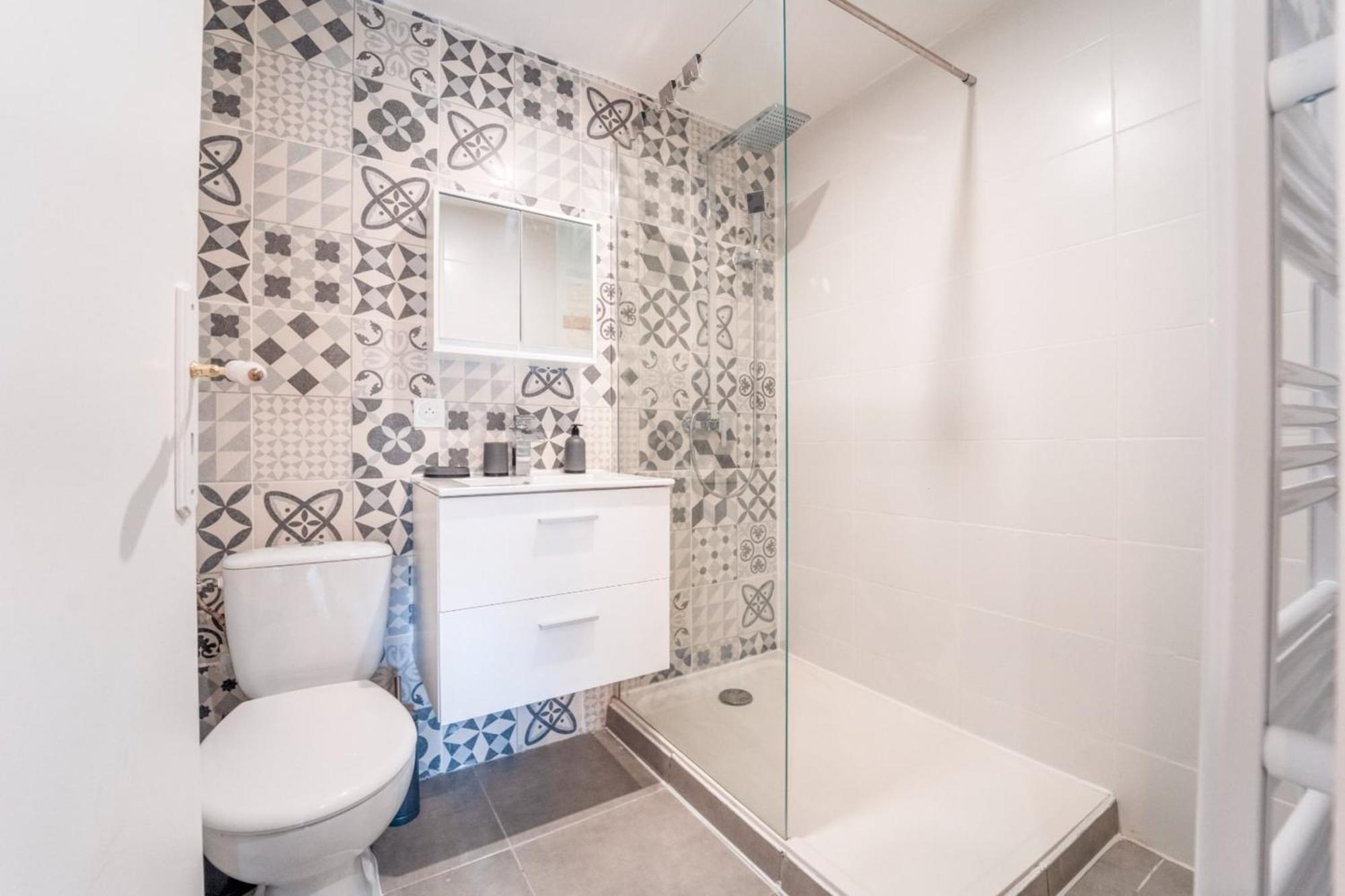 Atlas - Uno Apartment Saint-Thibery Ngoại thất bức ảnh